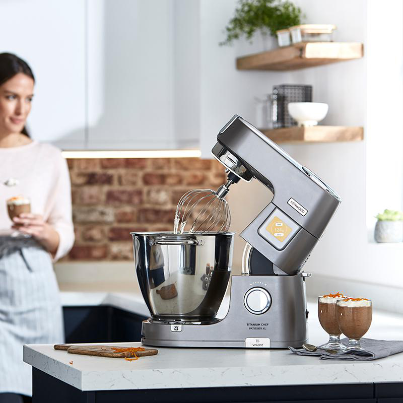 Kuchyňský robot KENWOOD Titanium Chef Patissier XL KWL90.244SI Kuchyňský robot KENWOOD Titanium Chef Patissier XL KWL90.244SI