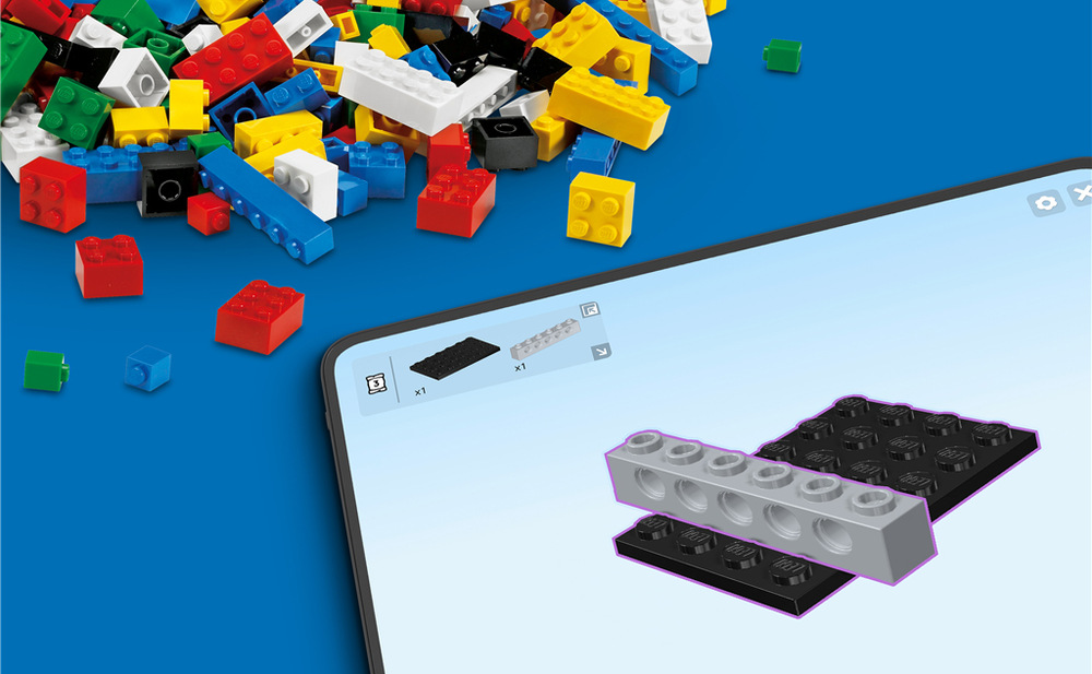 Stavebnice LEGO® City 60415 Honička policejního auta a sporťáku Aplikace LEGO Builder pomáhá s 3D stavěním a zároveň dětem poskytuje prostor pro vlastní dobrodružné příběhy.