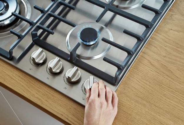 Plynová varná deska Gorenje Essential GT641EXB CastIron černá Plynová varná deska Gorenje Essential GT641EXB CastIron černá