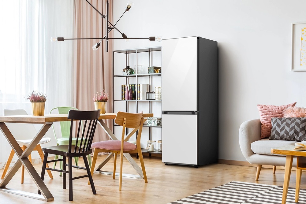 Chladnička s mrazničkou Samsung Bespoke RB38A7B6AB1/EF černá