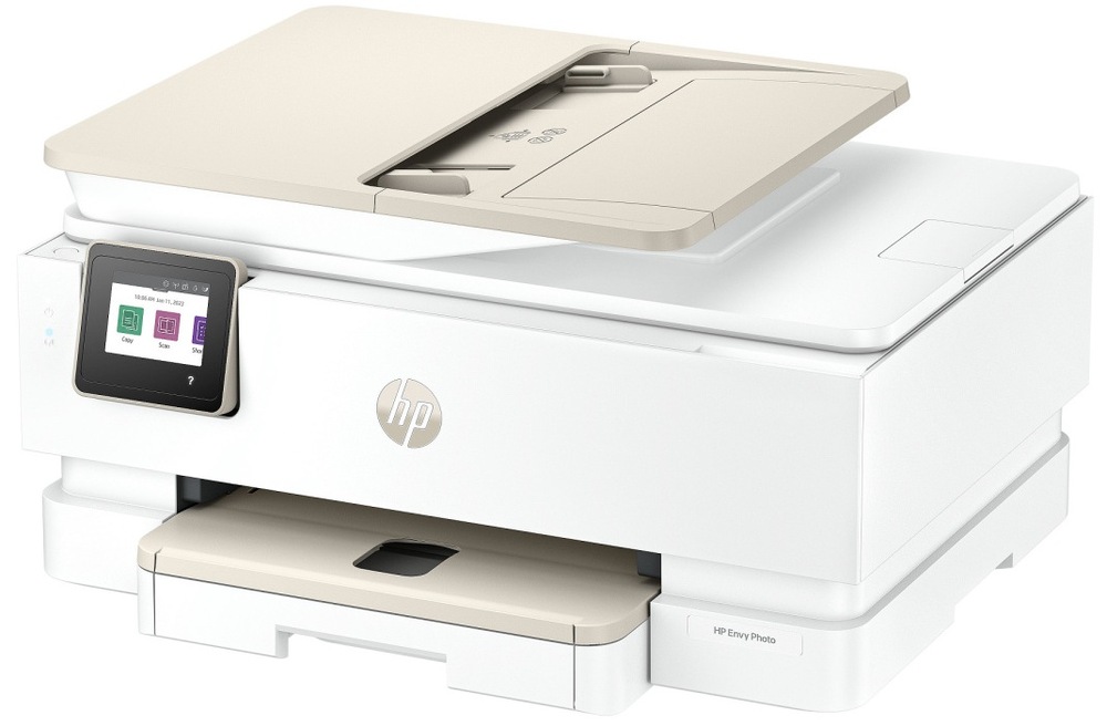 Tiskárna multifunkční HP ENVY Photo 7930, služba HP Instant Ink bílá Tiskárna multifunkční HP ENVY Photo 7930 z čelní strany mírně natočená vlevo