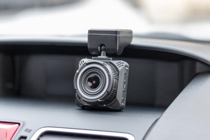 Autokamera NAVITEL R5 černá