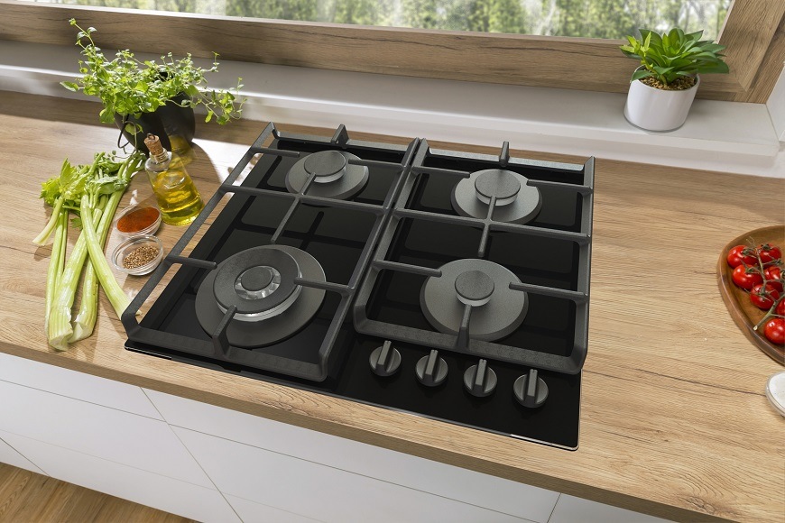 Plynový sporák Gorenje GTW641EB, černý, Prostorný povrch BigSurface 