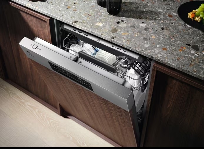 Myčka nádobí Electrolux 700 FLEX EEM69300IX