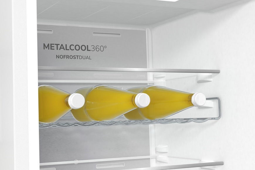 Chladnička Gorenje NRKI517D61WF, vestavná, držák na láhve