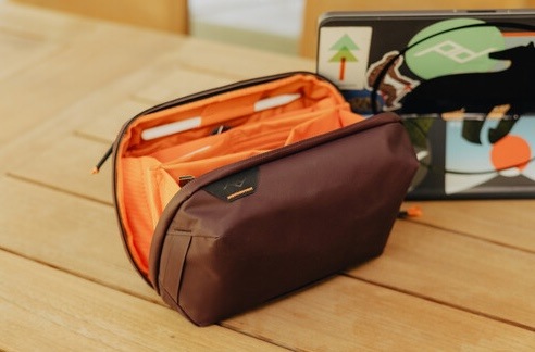 Pouzdro Peak Design Tech Pouch 2L vínové