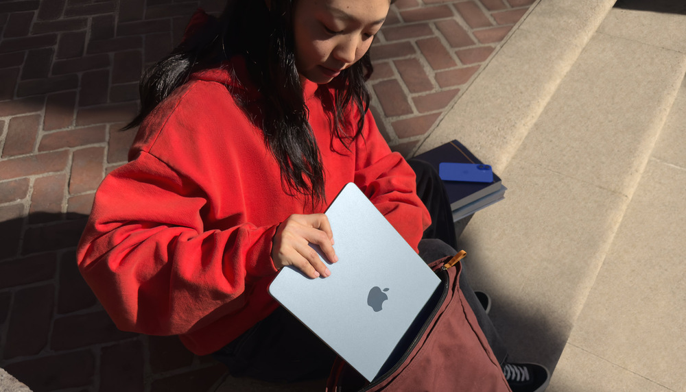 Notebook Apple MacBook Air 13" M4 10× GPU, 16GB, 512GB - blankytně modrý CZ Notebook Apple MacBook Air 13" M4 10× GPU, 16GB, 512GB - blankytně modrý CZ