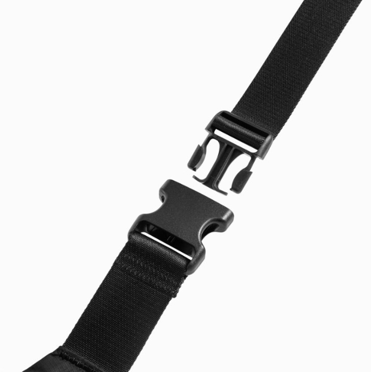 Taška přes rameno tomtoc Aviator - T33 Chest Bag L - černá
