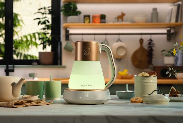 Rychlovarná konvice Russell Hobbs 27450-70 Calm
