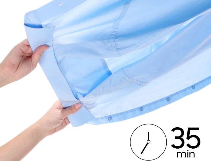 Quick Dry 35' - ruce držící suchou košili
