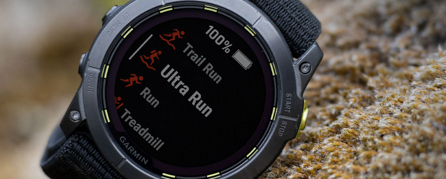 Chytré hodinky Garmin Enduro 2 PRO Sapphire Solar - Carbon Gray Titanium / Black UltraFit Nylon Band