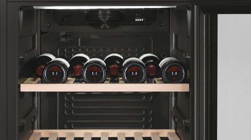 Vinotéka Haier HWS188GAE černá Vinotéka Haier HWS188GAE černá