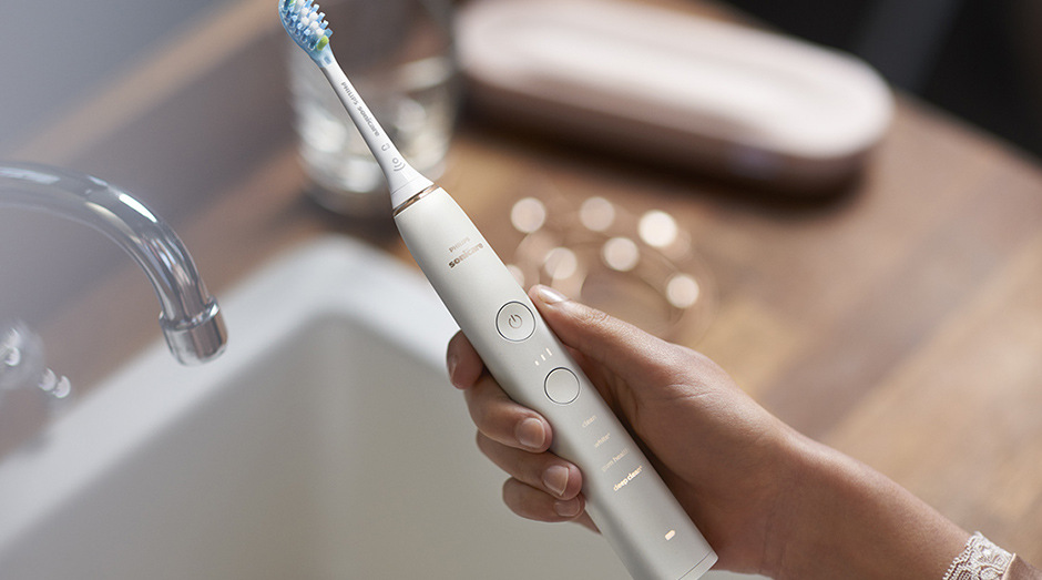 Set zubních kartáčků Philips Sonicare 9000 DiamondClean HX9914/54, 1+1 Set zubních kartáčků Philips Sonicare 9000 DiamondClean HX9914/54, 1+1