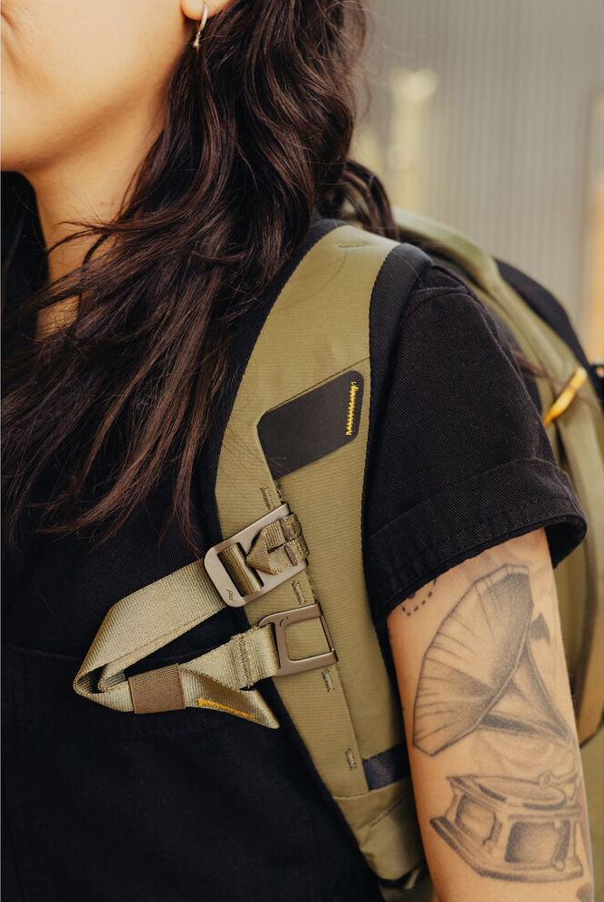 Batoh Peak Design Everyday Backpack Zip 20L (v2) khaki