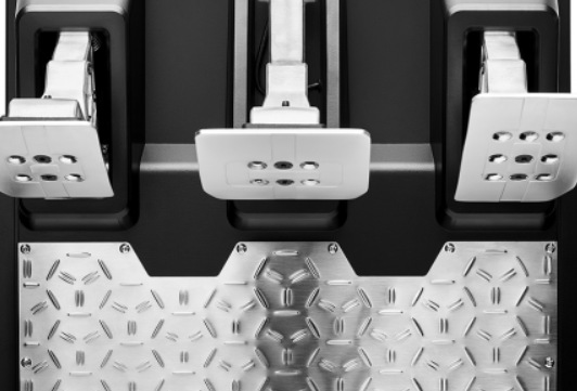 Pedály Thrustmaster T-LCM PEDALS pro PC, PS5, PS4 a Xbox One, Xbox Series X