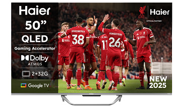 Televize Haier H50Q80FUX s fotbalisty na obrazovce