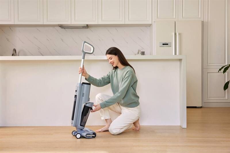 Podlahová myčka Tineco iFloor 5 Breeze šedá Podlahová myčka Tineco iFloor 5 Breeze šedá