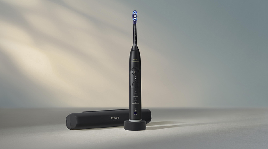 Zubní kartáček Philips Sonicare 7100 HX7421/01 černý Zubní kartáček Philips HX7420/01 Sonicare 7100