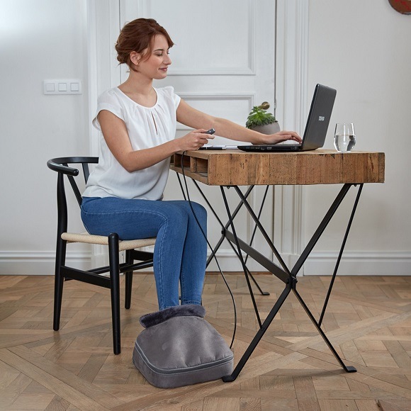 Masážní přístroj Lanaform Shiatsu Comfort 2 v 1 šedý Masážní přístroj Lanaform Shiatsu Comfort 2 v 1 šedý