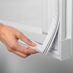Chladnička s mrazničkou Liebherr Plus CBNd 5723 bílá Výměna těsnění