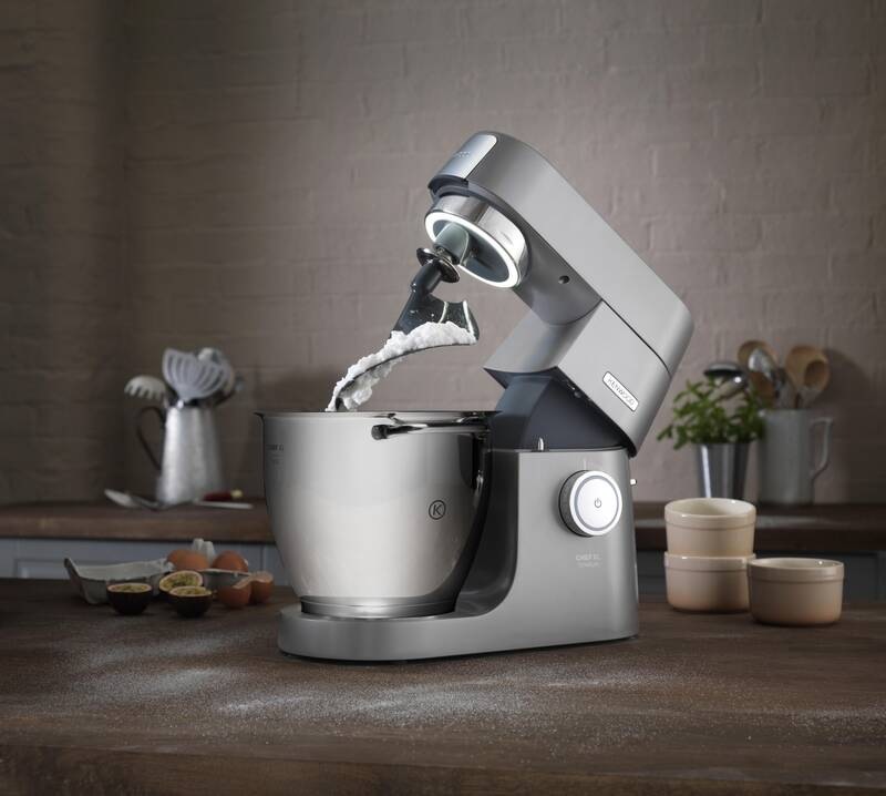 Kuchyňský robot KENWOOD Chef XL Titanium KVL8320S stříbrný