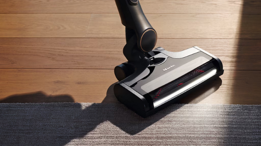 Tyčový vysavač Miele Triflex HX2 Blue Pulse Lotosově bílá