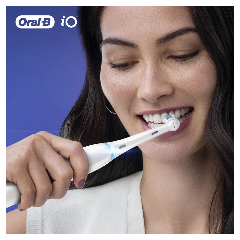 Náhradní kartáček Oral-B iO Ultimate Clean White (4 ks) Náhradní kartáček Oral-B iO Ultimate Clean White (4 ks)