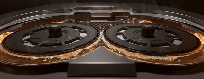 Robotický vysavač Roborock Qrevo Edge 2 Black černý Detail čištění mopů v multifunkční stanici dodávané s vysavačem Roborock Qrevo Edge 2