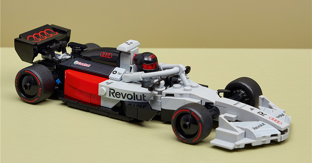 Stavebnice LEGO® Speed Champions 77259 Závodní auto Audi Revolut F1® Team R26