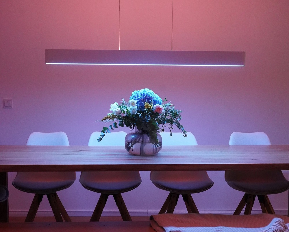 Závěsné svítidlo Philips Hue Ensis White and Color Ambiance bílé