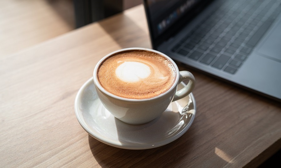 Pákový kávovar Beko Caffe experto CEP5464DX černý BEKCEP5464DX