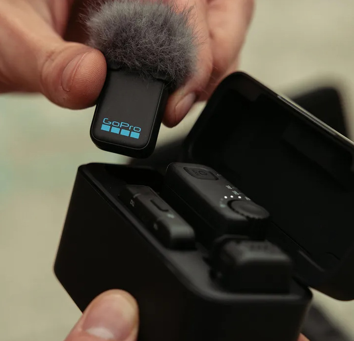 Wireless Mic USB Kit vydrží na nabití pracovat až 6,5 h