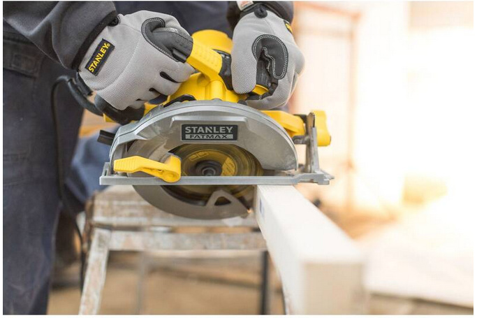 Stanley FatMax FME301-QS 1 650 W