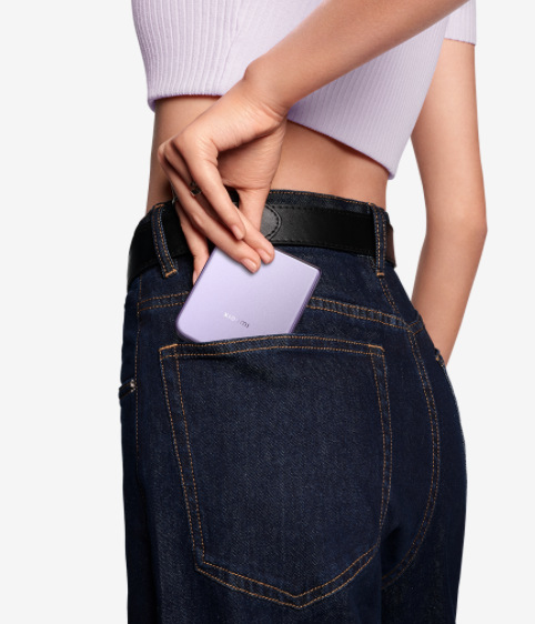 Mobilní telefon Xiaomi MIX Flip 5G 12 GB / 512 GB fialový