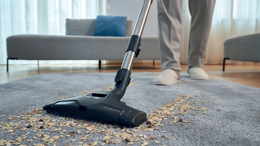 Podlahový vysavač Hoover HE210P 011 černý/tmavě šedý hubice allfloors vysavače Hoover HE210P 011 vysává cereálie z koberce