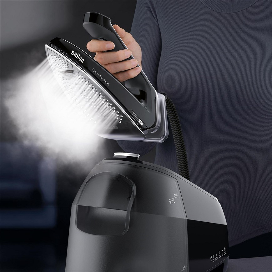 Žehlicí systém Braun CareStyle 5 IS5249.BK černý