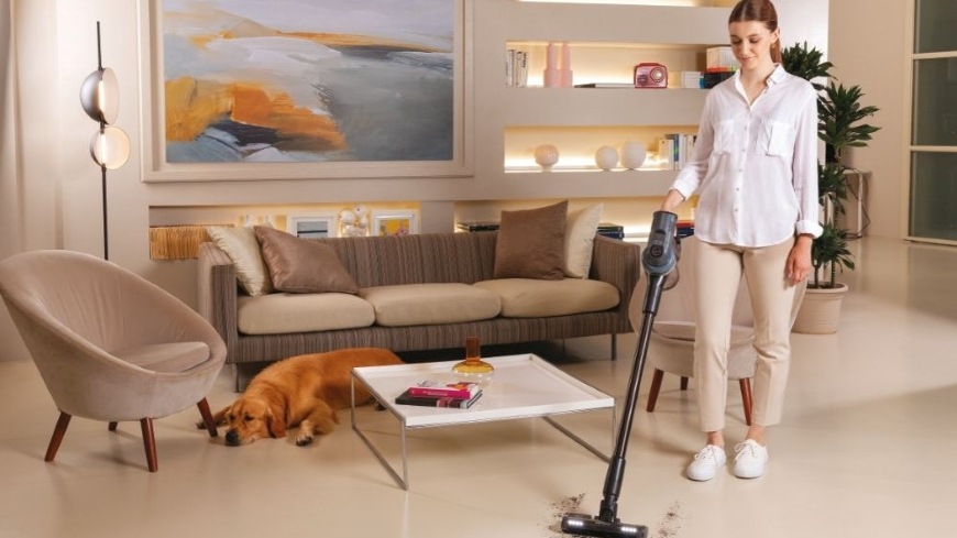 Tyčový vysavač Hoover HF4 HF401P 011