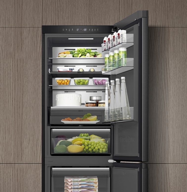 Chladnička Hisense RB5K330GSFC, černá, tmavý design