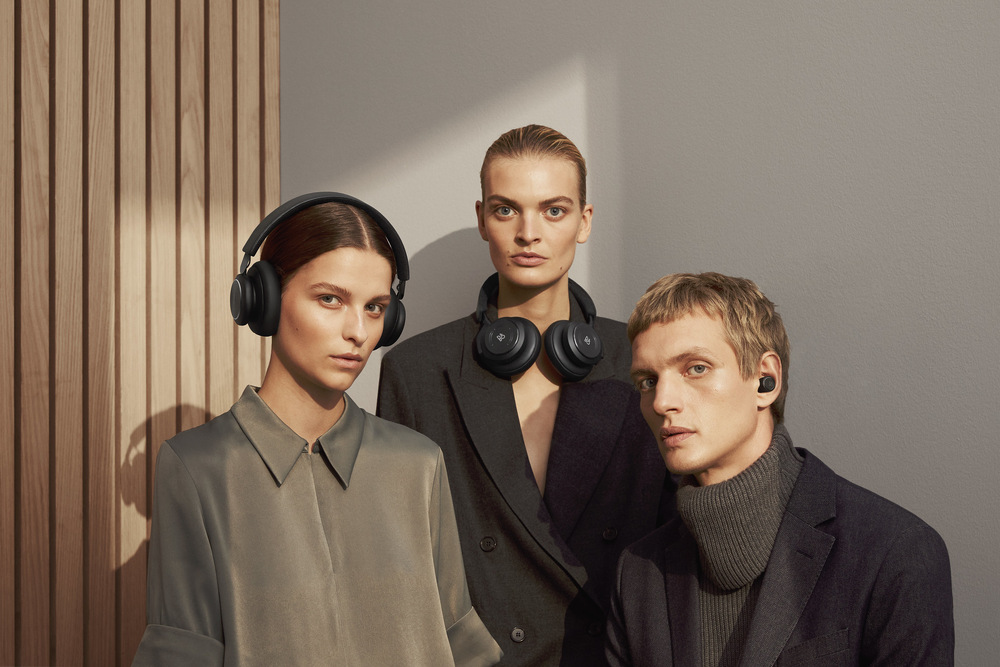 Sluchátka Bang & Olufsen Beoplay E8 3rd Gen černá Sluchátka Bang & Olufsen Beoplay E8 3rd Gen černá