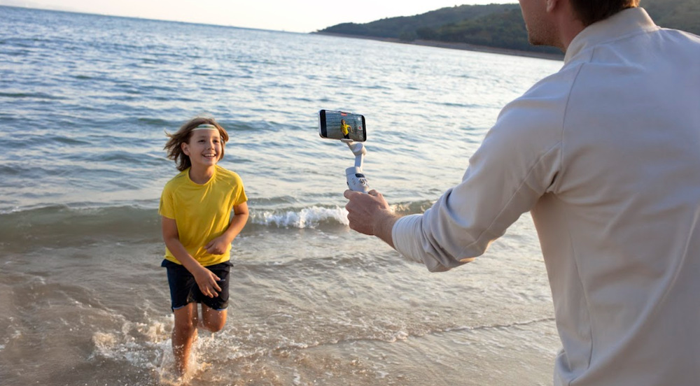 Stabilizátor DJI Osmo Mobile 7 šedý Stabilizátor DJI Osmo Mobile 7 šedý