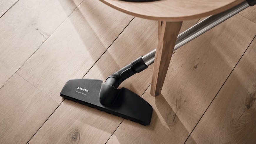 Podlahový vysavač Miele Guard S1 Parquet Flex bílý