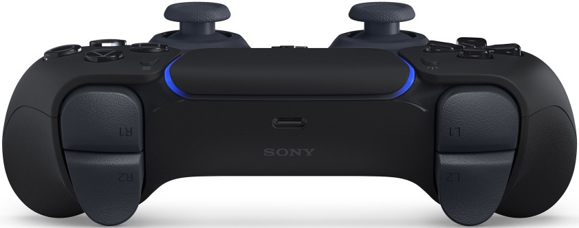 Pohled ze strany na ovladač Sony DualSense pro PS5