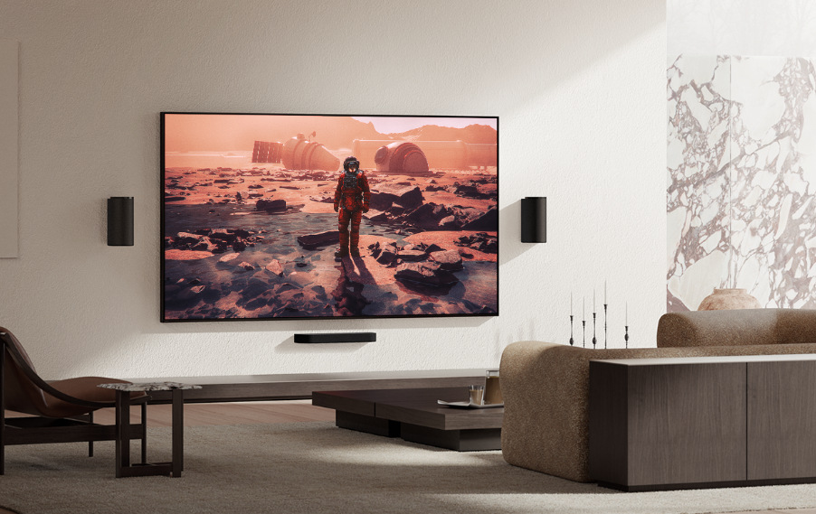 Sony HT-A8 Theatre Trio díky technologii Voice Zoom 3 dokáže vylepšit srozumitelnost dialogů
