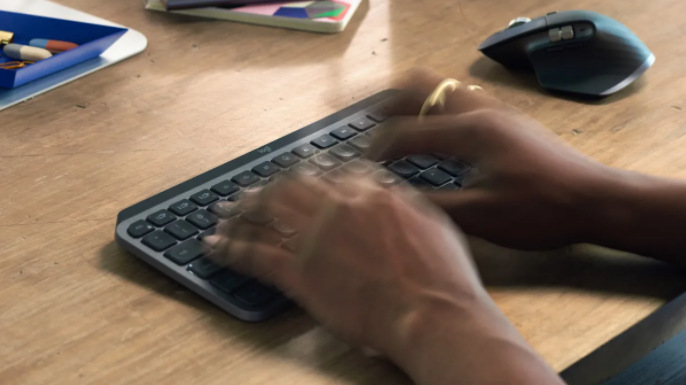 Klávesnice Logitech MX Keys Mini,  CZ/SK grafitová