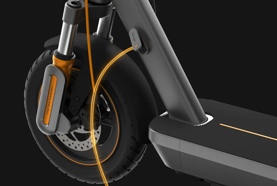 Xiaomi Electric Scooter 6 Max potěší i rychlým nabíjením 