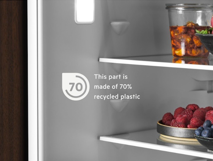 Chladnička s mrazničkou AEG série 7000 TC7CS182ES bílá AEG TSC8M183DC recyklované plasty