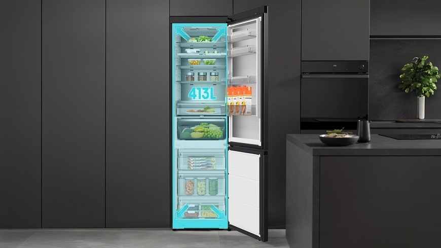 chladnička Hisense RB5P410SAFA v kuchyni s modře vyznačeným objemem