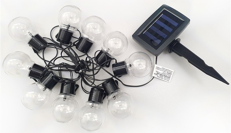 Venkovní LED svítidlo Trixline TR 606 v podobě 2metrového solárního řetězu