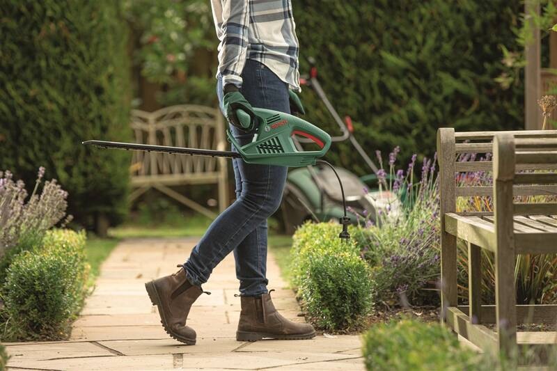 Nůžky na živý plot Bosch EasyHedgeCut 45 Nůžky na živý plot Bosch EasyHedgeCut 45