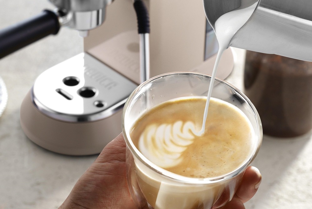 Pákový kávovar De'Longhi Dedica Arte EC885.BG béžové Espresso De'Longhi EC885.BG Dedica Arte